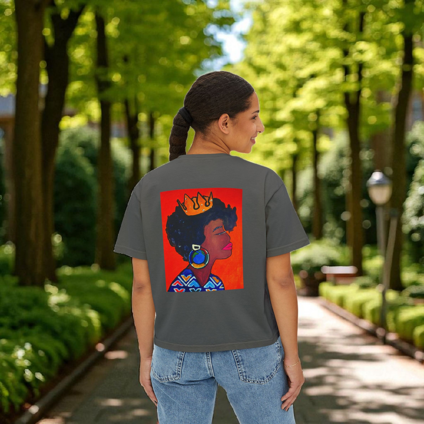 Crowned Black Woman Art Graphic T-Shirt, Afrocentric Women's Boxy Tee