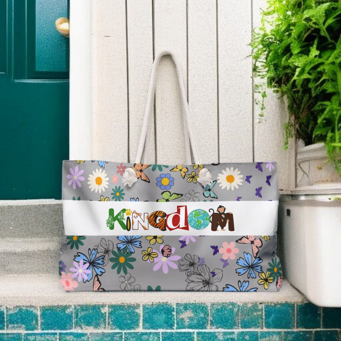 Vibrant Floral Kingdom Weekender Bag - Perfect for Travel & Beach