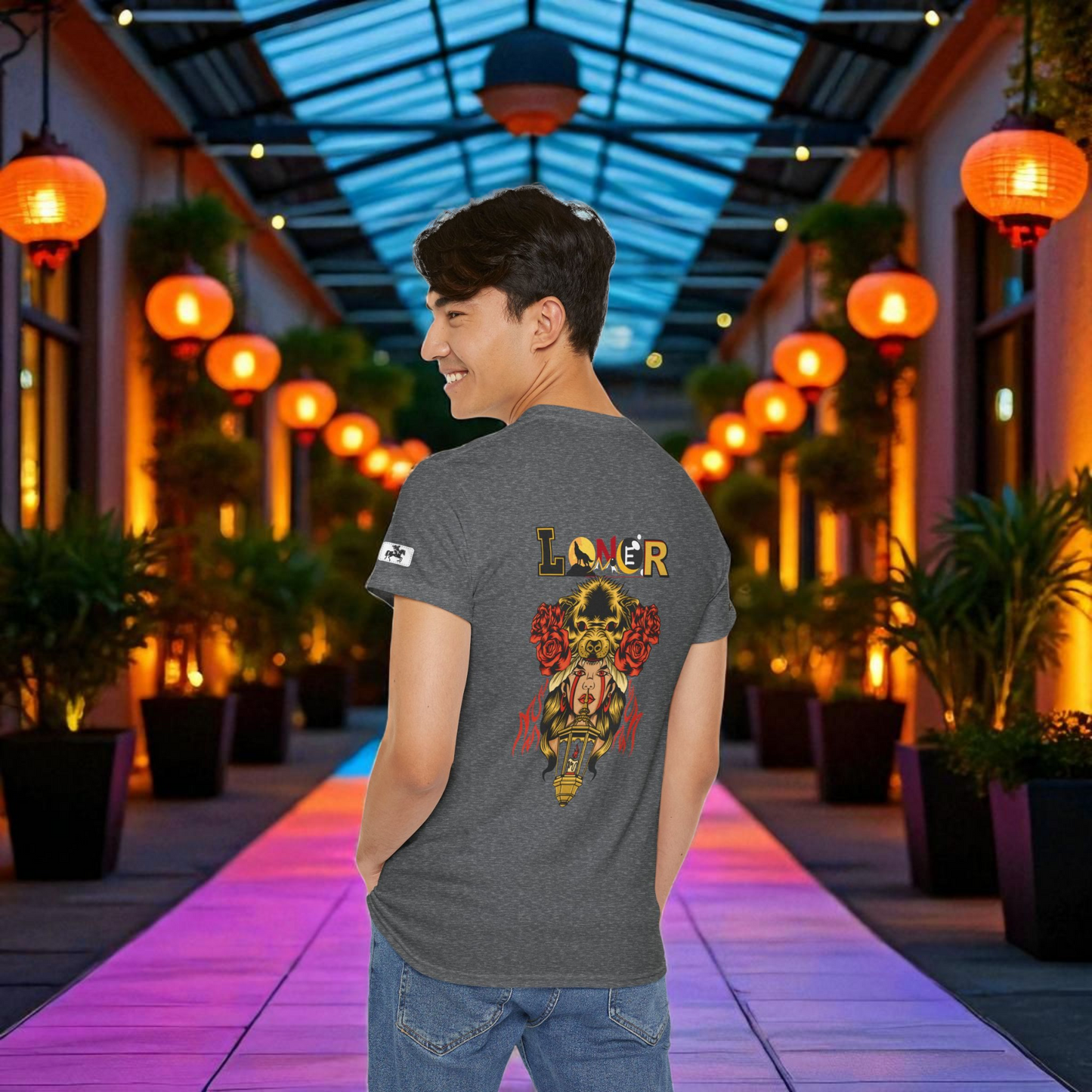 Graphic Wolf Art Unisex Tee, Wild Animal Design T-Shirt - Men's Women's Tee