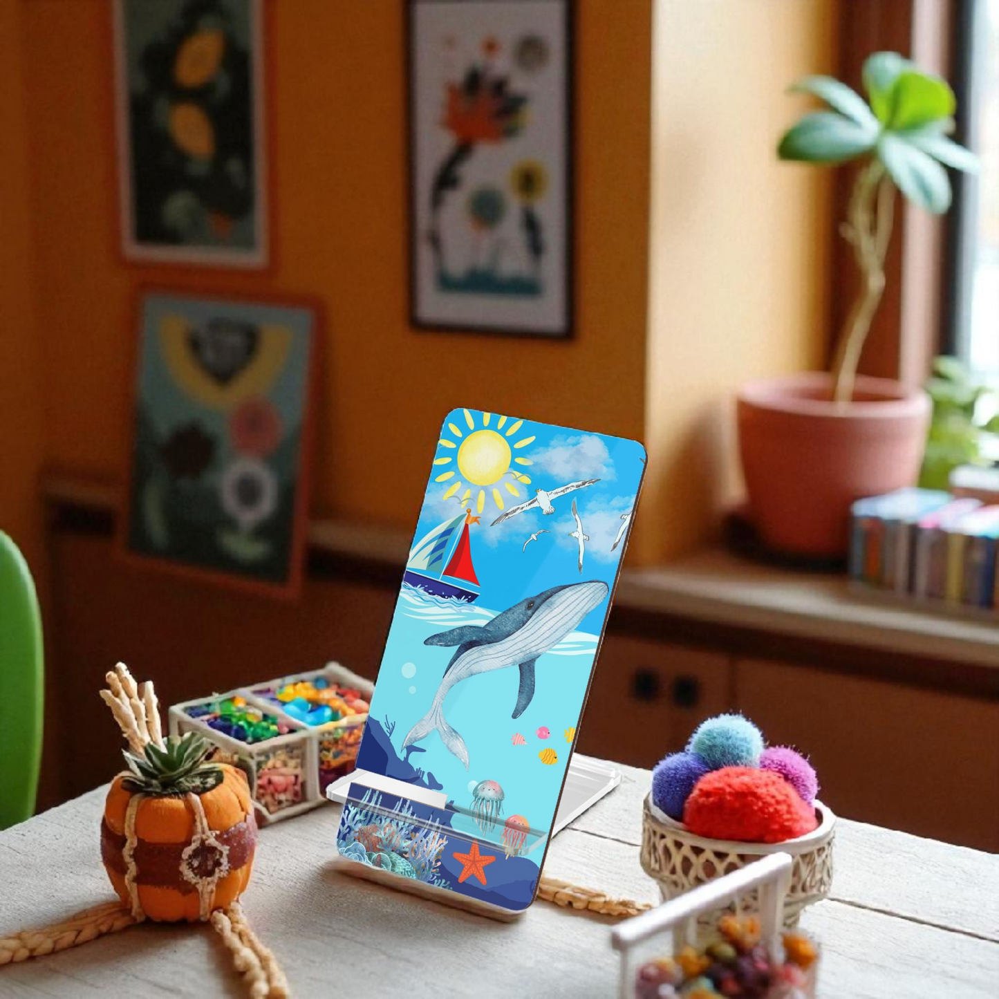 Ocean-Themed Smartphone Stand with Whale Design