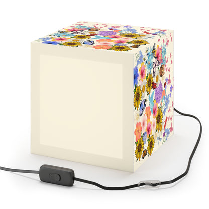 Floral Meadow Cube Lamp — Sunflower & Butterfly Decorative Light