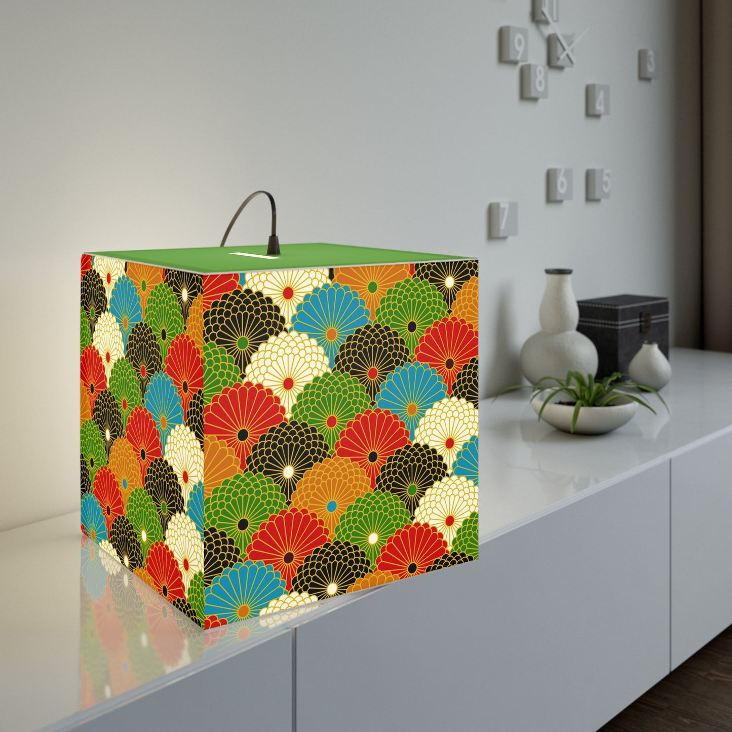 Japanese Fan Pattern Light Cube Lamp — Colorful Scallop Decorative Night Light