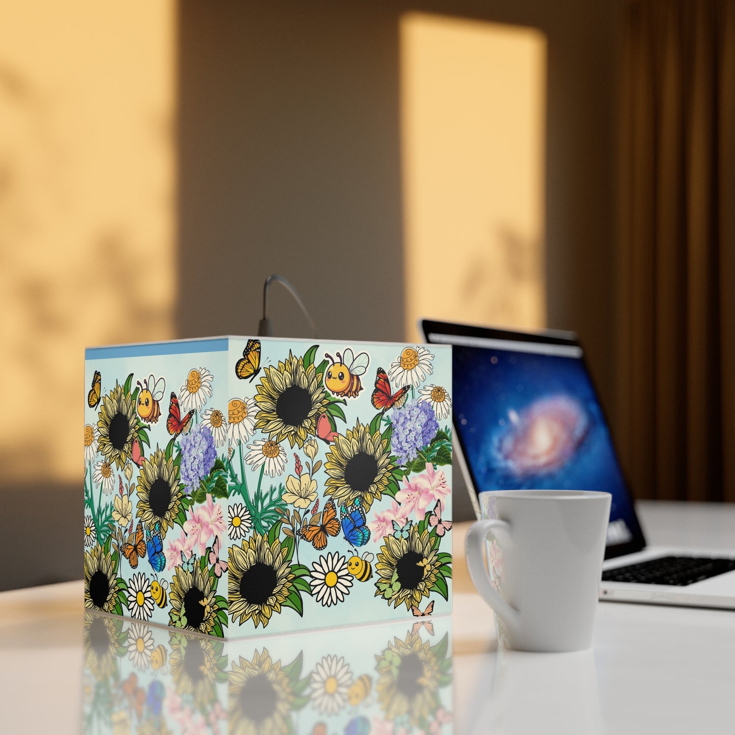 Sunflower Meadow Light Cube Lamp — Floral Bee & Butterfly Hanging Nightlight