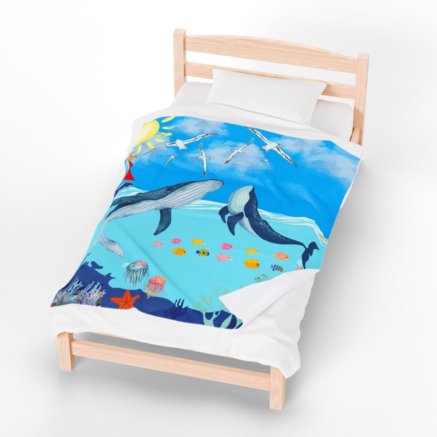 Whale & Ocean Scene Velveteen Plush Blanket – Cozy Decor for Ocean Lovers & Kids