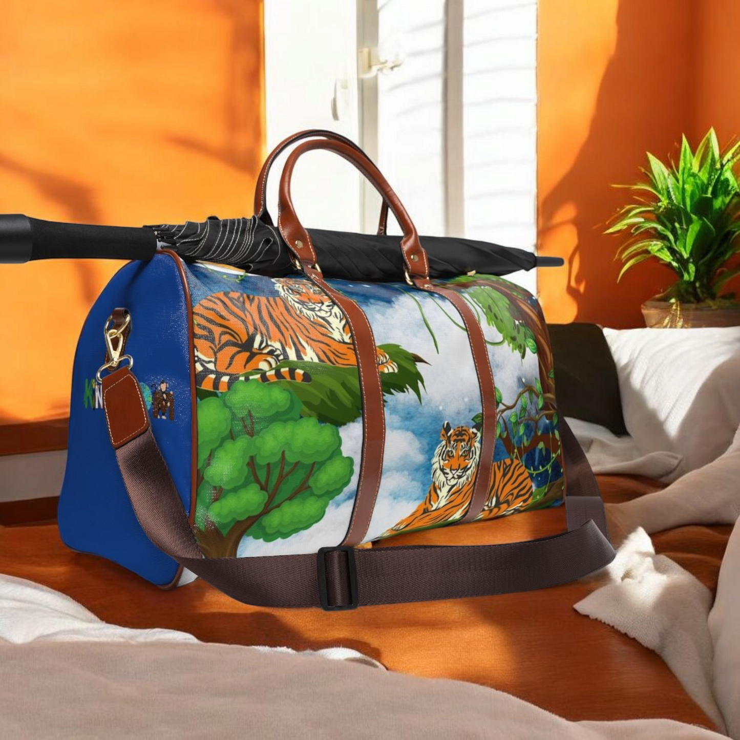 Wildlife Waterproof Travel Bag - Artistic Tiger Design for Adventurers