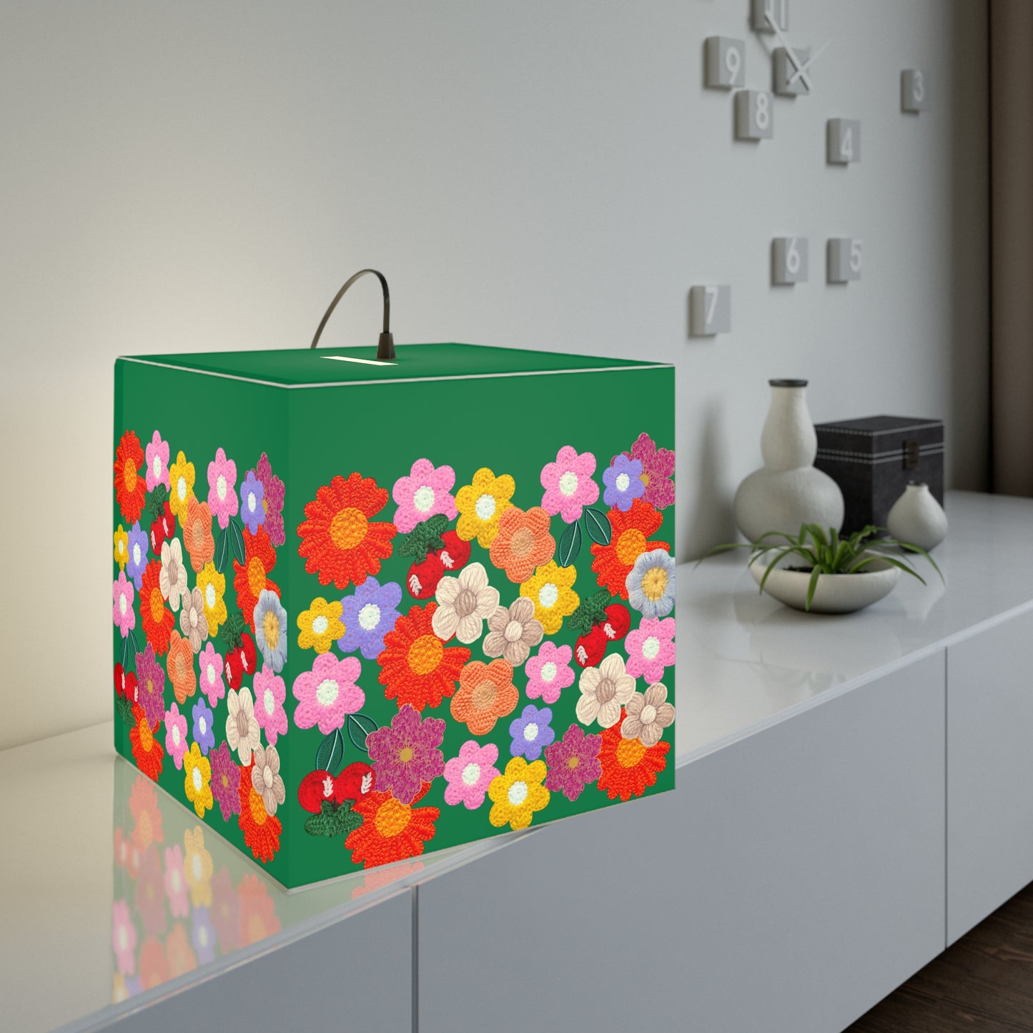 Floral Cube Lamp — Colorful Daisy Light Cube for Bedroom & Nursery
