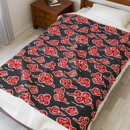 Akatsuki Cloud Pattern Velveteen Plush Blanket — Japanese Anime Inspired Red Cloud Throw