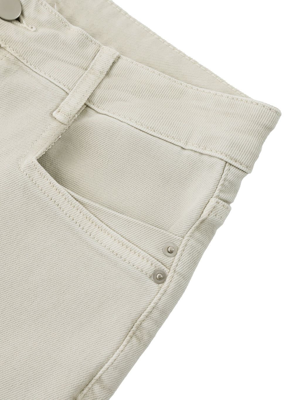 Vintage-Wash Flared Women’s Jeans Featuring an Afro-Music Themed Graphic ODMPOD