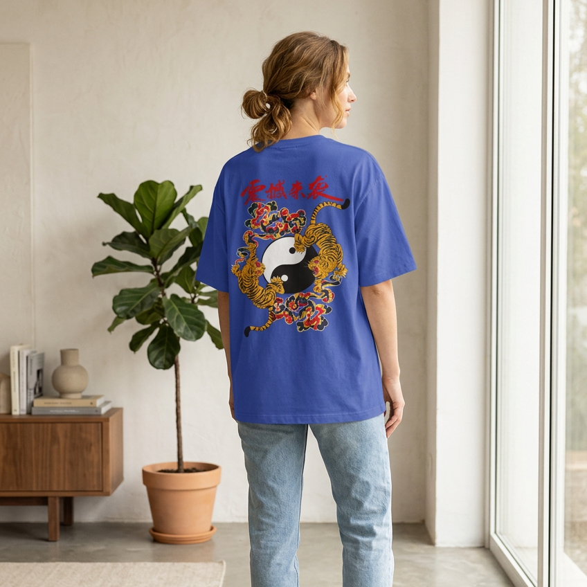 Ying and Yang Graphic Tiger Unisex Seamless Unisex T-Shirt