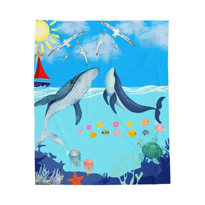 Whale & Ocean Scene Velveteen Plush Blanket – Cozy Decor for Ocean Lovers & Kids