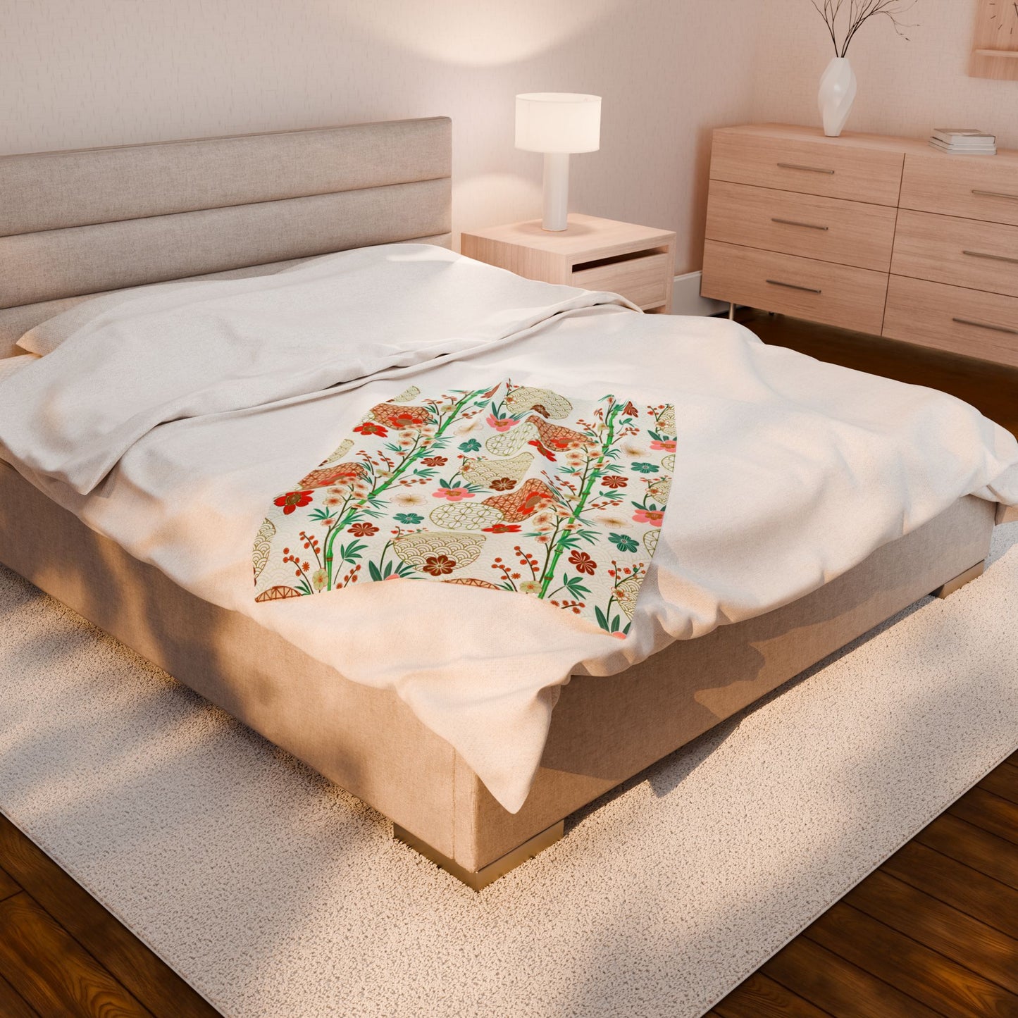 Floral Japanese Circle Velveteen Plush Blanket — Soft Retro Blossom Throw