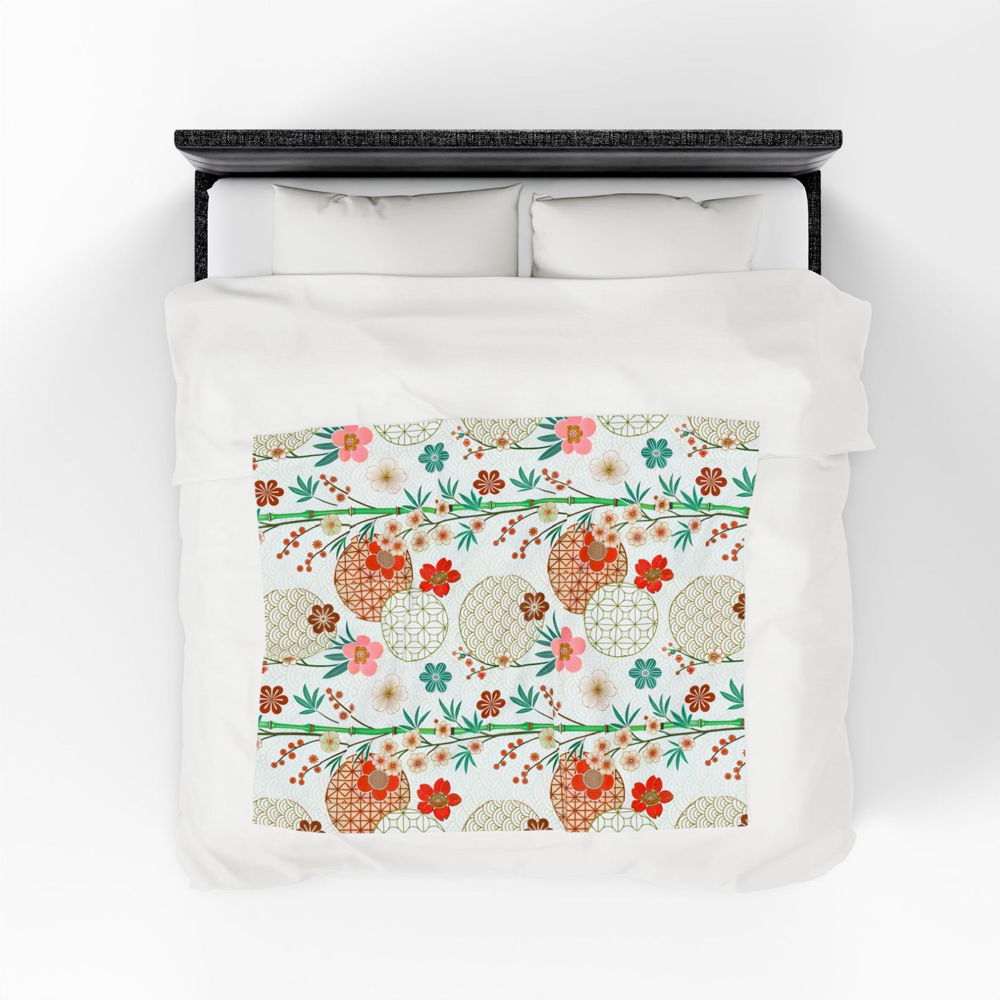 Floral Japanese Circle Velveteen Plush Blanket — Soft Retro Blossom Throw
