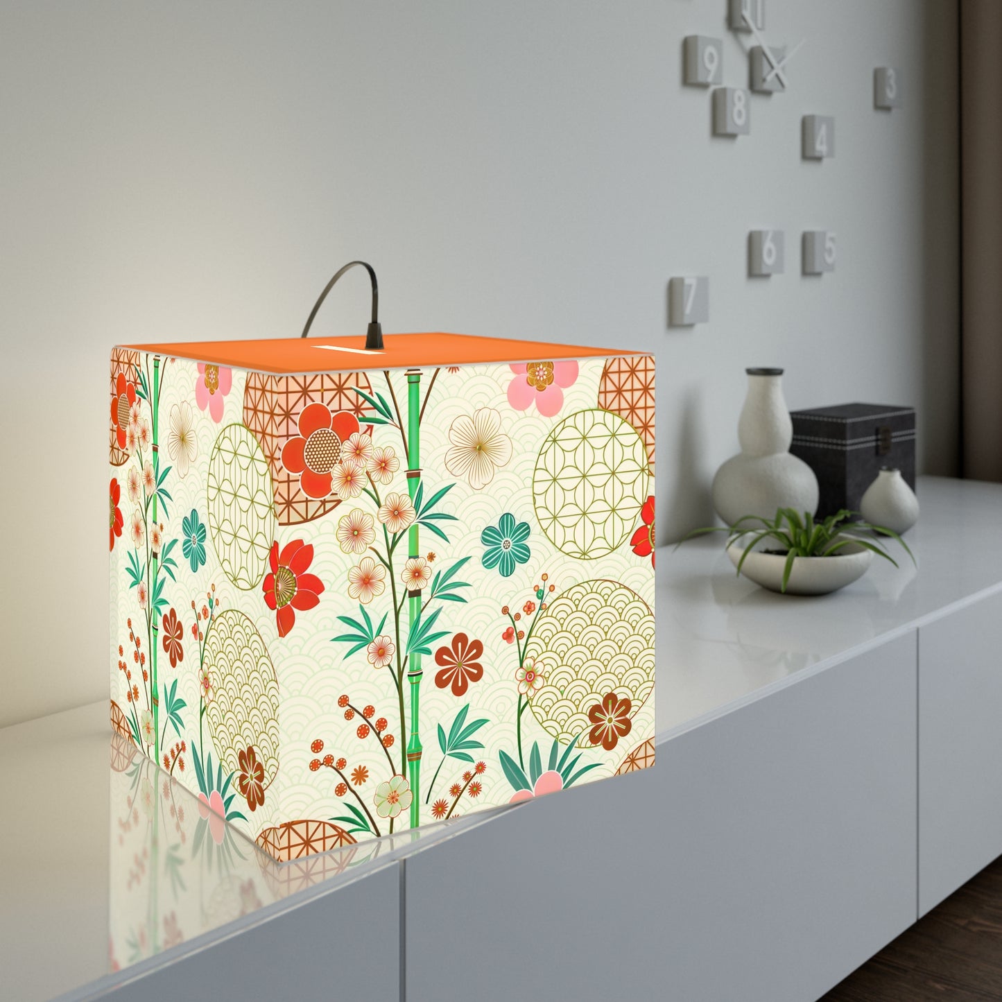 Japanese Floral Cube Lamp — Vintage Sakura Pattern Light Cube