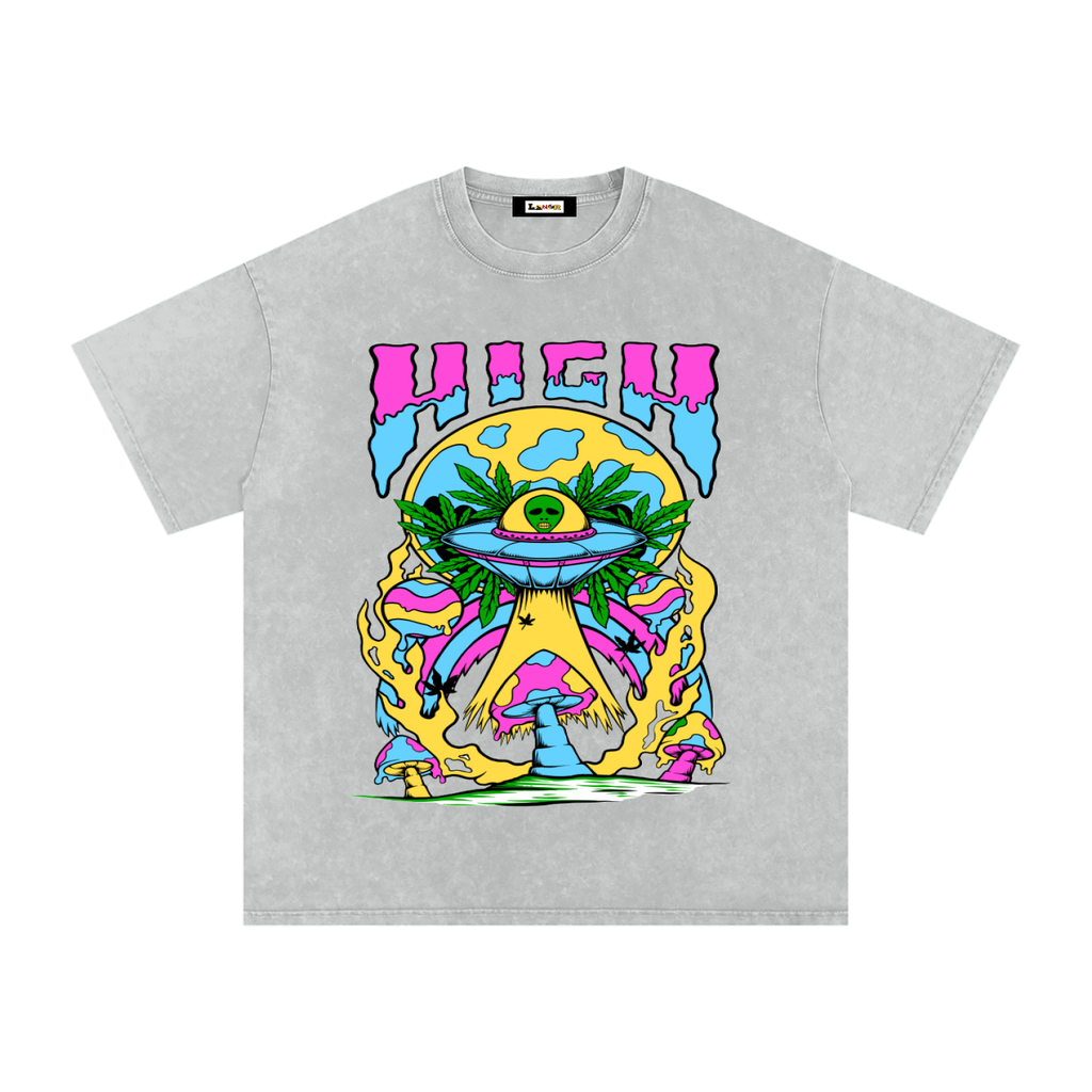 Unisex Oversized Cotton T-Shirt with Graphic Alien Art in Snow Wash
