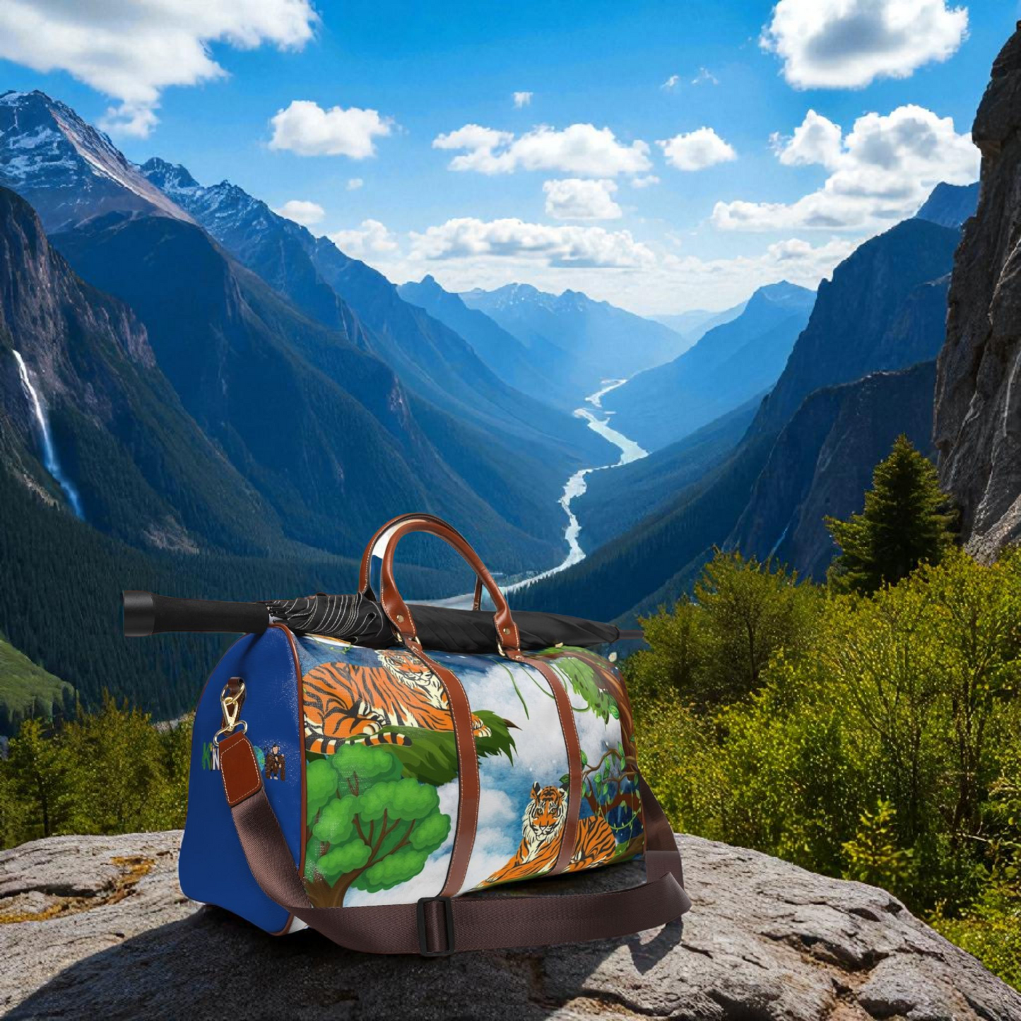 Wildlife Waterproof Travel Bag - Artistic Tiger Design for Adventurers