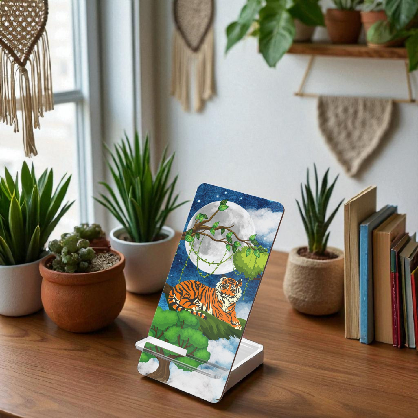 Tiger-Themed Smartphone Display Stand - Jungle Night Design