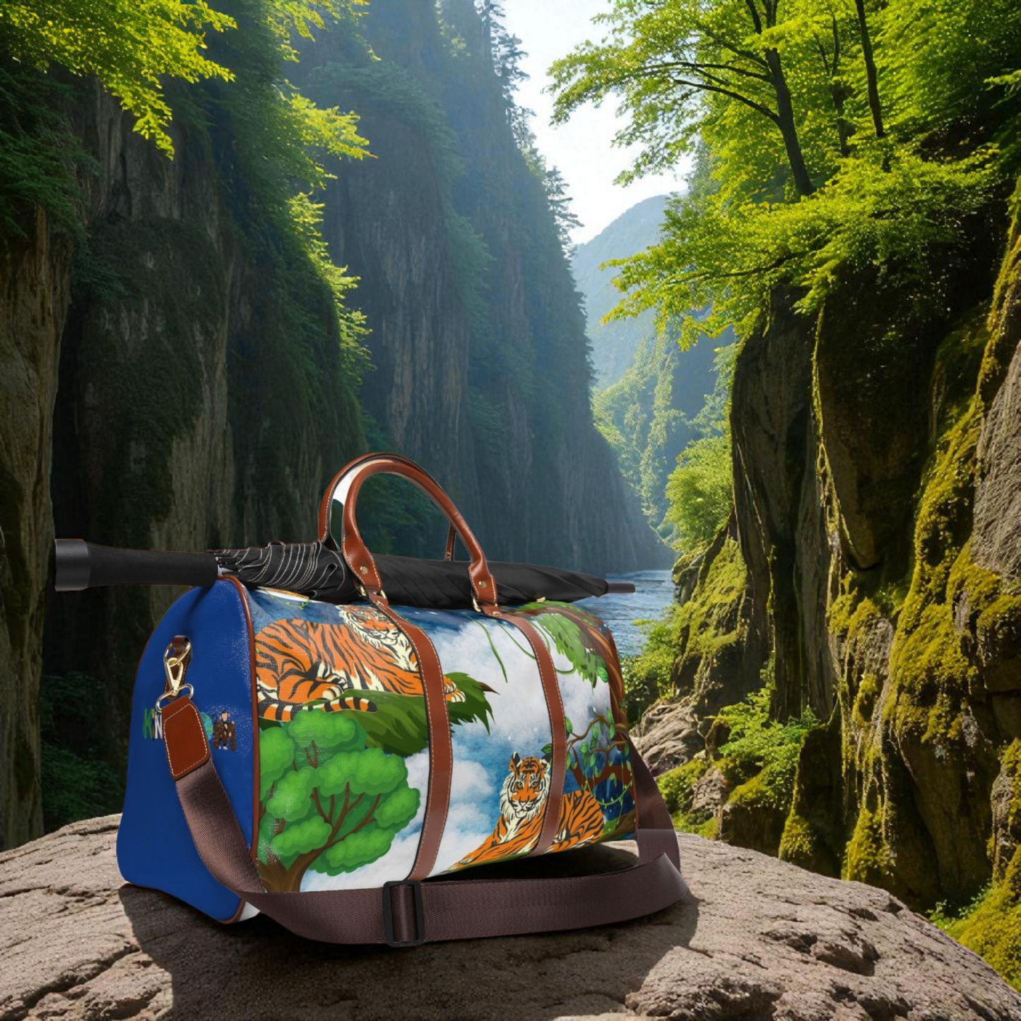 Wildlife Waterproof Travel Bag - Artistic Tiger Design for Adventurers